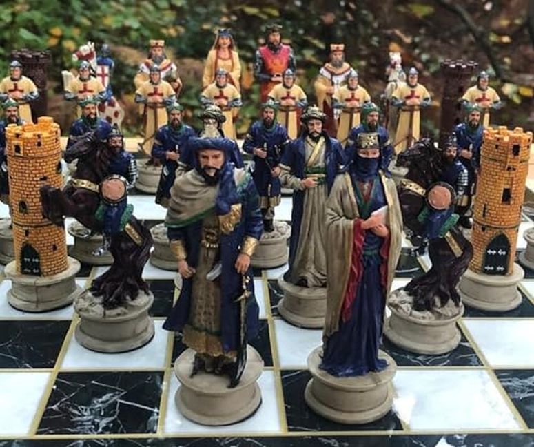 チェスセット Crusaders Battle Chess Set ? 14.5\