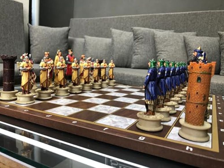 チェスセット Crusaders Chess Set Medieval Age Hand Painted Chessmen Wooden Chess Board 14.5" in/Gift for Dad, Husband, and Anyone for Birthday 【並行輸入品】|MJ-MARKET