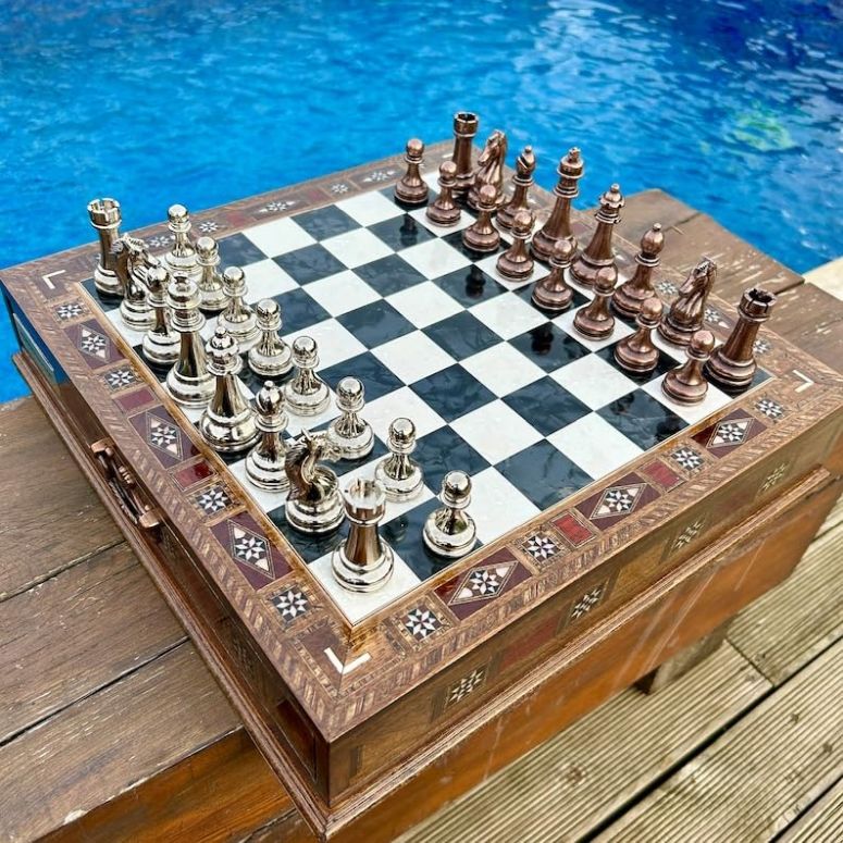 チェスセット Luxury Chess Set Classic Metal Large Chess Pieces for Adults Handmade Natural Inlaid Solid Wooden Chess Board with Drawers 15.3\