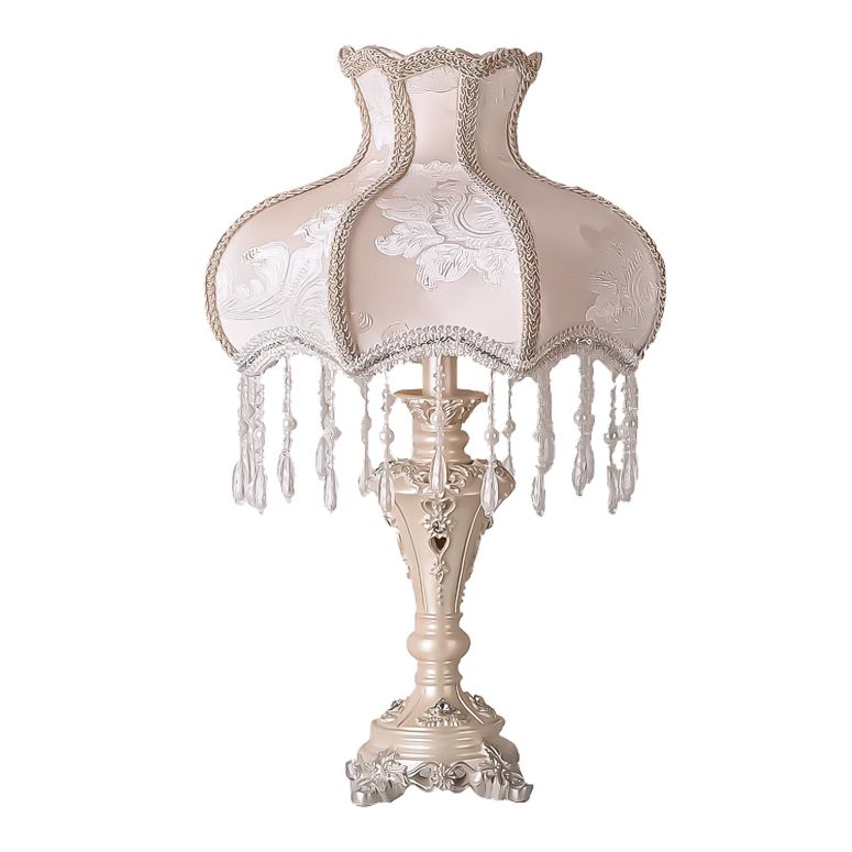 サファヴィヤ safavieh 速見表照明ランプ サファビヤ サファヴィア Classical Victorian Table Lamp European Style Fabric Desk Lamps with Fringe Beaded Lampshade Painted Resin Base Handmade Vintage Flower Bedside Night Light for Bedroom Li 【並行輸入品】