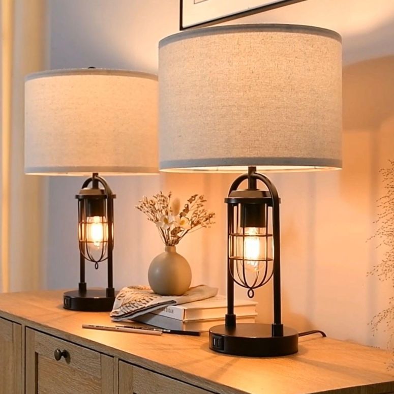 サファヴィヤ safavieh 速見表照明ランプ サファビヤ サファヴィア Kyrid Set of 2 Table Lamps with USB Ports and Night Light Farmhouse Nightstand Lamp for Living Room Bedroom（Bulbs Included） 【並行輸入品】