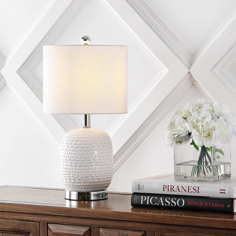 サファヴィヤ safavieh テーブルランプ サファビヤ サファヴィア SAFAVIEH Lighting Collection Tucana White Table Lamp with USB Charging Port (LED Bulb Included) 【並行輸入品】