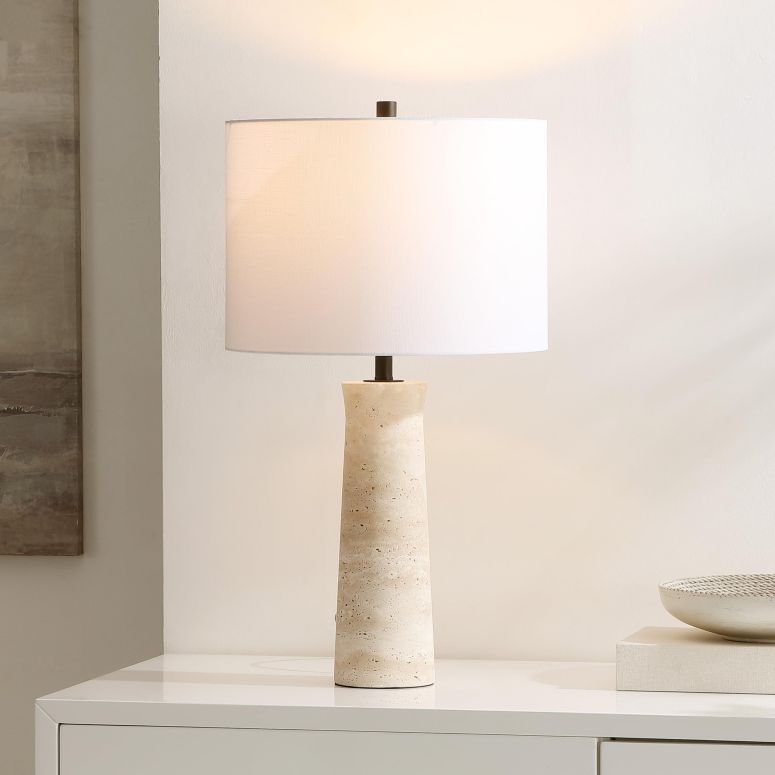 サファヴィヤ safavieh 速見表照明ランプ サファビヤ サファヴィア SAFAVIEH Lighting Collection Alana Ivory Travertine 25-inch Table Lamp for Bedroom, Living Room, Home Office, Desk, Nightstand (LED Bulb Included) 【並行輸入品】