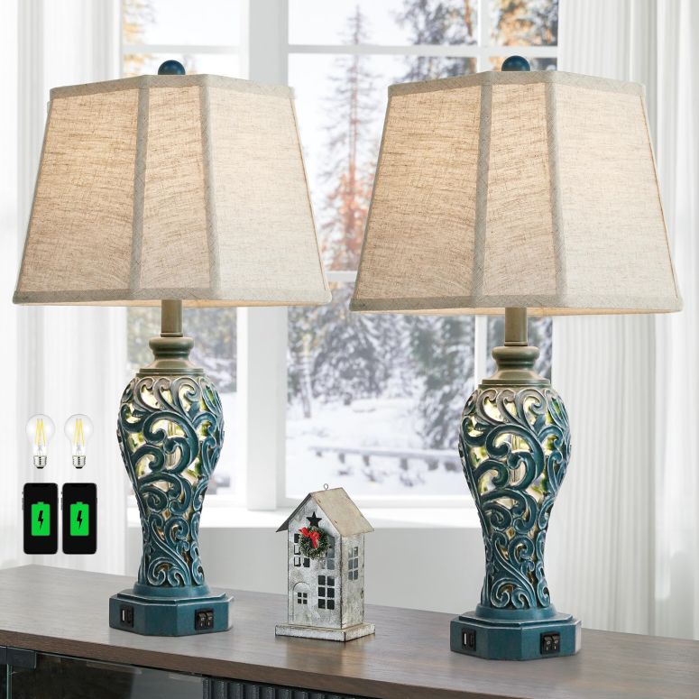 サファヴィヤ safavieh 速見表照明ランプ サファビヤ サファヴィア Reyokale 25\u0027\u0027 Farmhouse Table Lamps Set of 2 for Living Room Bedroom, 2 USB Ports Coastal Vintage Table Lamp with Nightlight, Blue Green Hollow Out Resin Lamp for End Tab 【並行輸入品】
