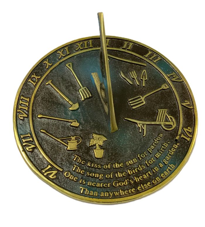日時計 IOTC ARMOURY Beautiful Brass Cutlery Garden Sundial Kiss of The Sun Engraved Quote Sundial - Home & Garden Decor, Bithday Gift, Wedding Gift Sundial, Couple Gift Sundial 【並行輸入品】｜MJ-MARKET