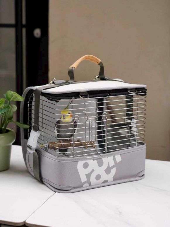 インコ 小鳥 バード トラベルキャリアー Bird Carrier Travel Cage 12in Small Bird Cage 4 in 1 Bird Backpack with Perch Parakeet Cage Durable Stainless Steel Frame Breathable & Portable, for Green Cheek, Cockatiel, Parrot Gray01 【並行輸入品】