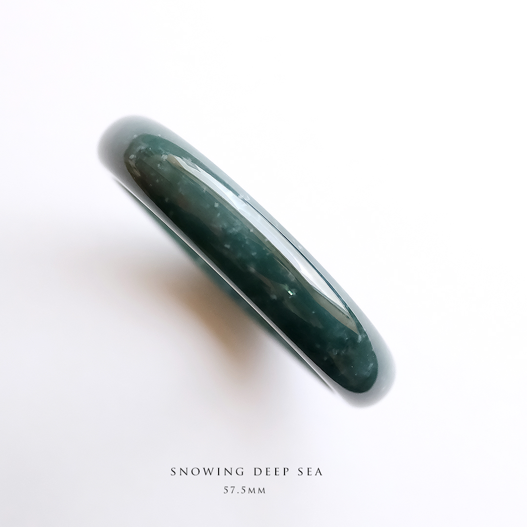 楽天市場】翡翠 (ひすい) バングル『OCEAN』(円形/内径62.6mm