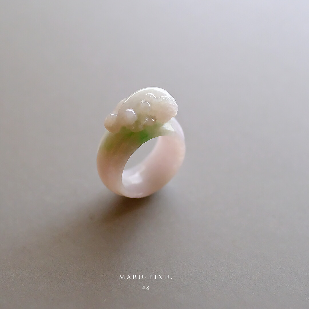 翡翠(ヒスイ)彫刻くりぬきリング『MARU-PIXIU』( 8号 / ピンクラベンダー＆グリーン翡翠 ) 一点物 彫刻指輪 貔貅 ミャンマー産天然ひすい ジェダイト 硬玉 無着色 ナチュラル 高品質 5月誕生石 国石 天然石 パワーストーン【送料無料】｜翡翠専門店ジョイテック