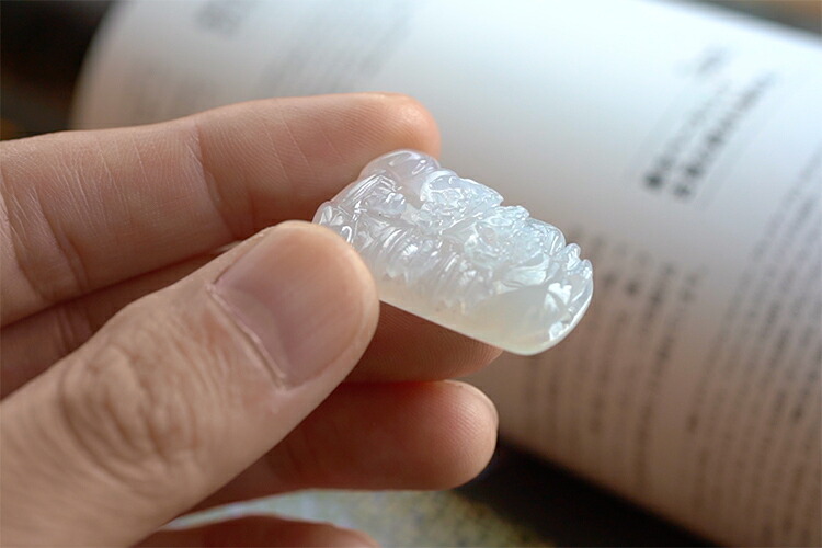 翡翠 ひすい シャンデリア 根付け 氷起原京 氷翡翠 一個読切り点もの 無し染め付ける クオンティティー品質 ジェダイト ミャンマー連邦創生自然に翡翠 天然石 硬玉 自然的 咒物 パワー石 国石 5月球誕生石 風水 贈もの 御持たせ 供与 慶び事 見分無料 貨物輸送無料