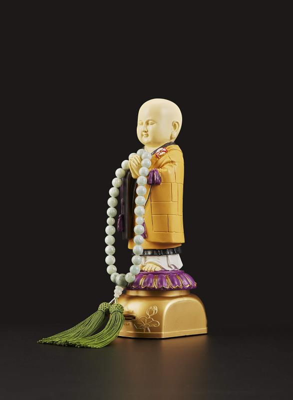 エスワールド 我が家のお坊さん(袈裟タイプ) 東本願寺 本体部:約 8.5 &times; 8.5 &times; 20.5 cm、土台部:約 8 &times; 10 &times; 4 cm｜MK店