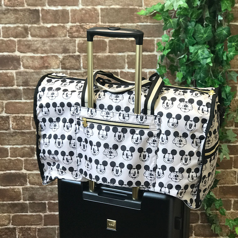 ボストンバッグ Lサイズ ディズニー柄 ミッキーマウス ハピタス 折り畳みボストン 出産入院用のバッグや退院後はマザーバッグにもおすすめのキャリーオン バッグです Schwimmbad Delphine De