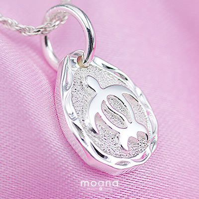 ハワイアンジュエリー カメ ネックレス メンズ ホヌ カメ ティアドロップ シルバー925 ペンダント 誕生石 アクセサリー レディース モアナ 人気 おすすめ 妻 彼女 彼氏 大人 お祝い 記念 ギフト プレゼント バレンタイン チョコ以外