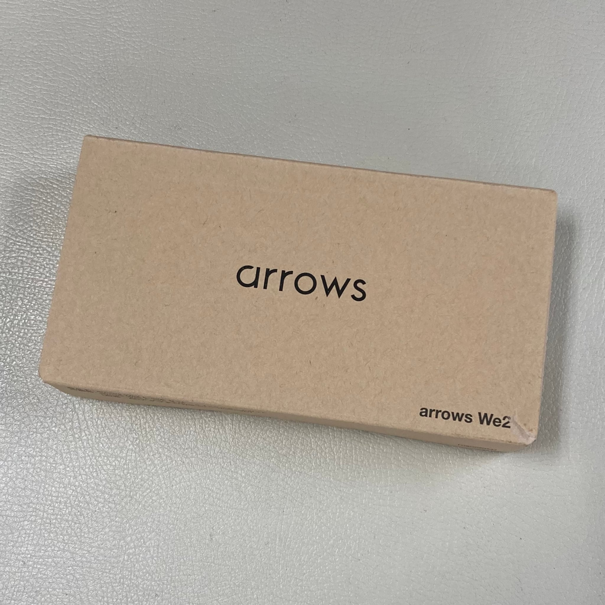 arrows We2 F-52E 64GB SIM無償性 本体 【中古品】【美品】ドコモ版SIM無償性 ともし火青み 白ROM 一括買いもとめる品 〇価値づける