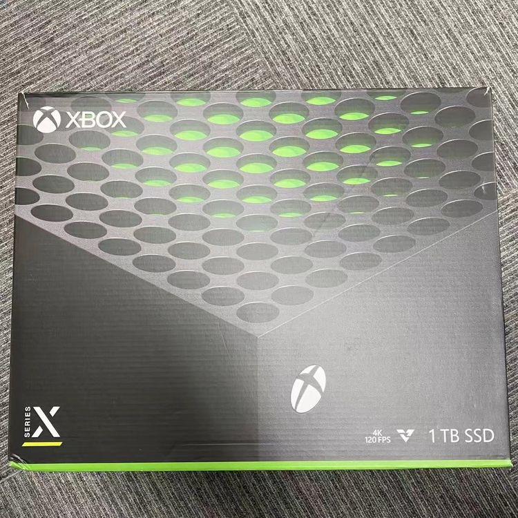 【中古】即日発送可Xbox Series X 1TB ブラック RRT-00015 美品