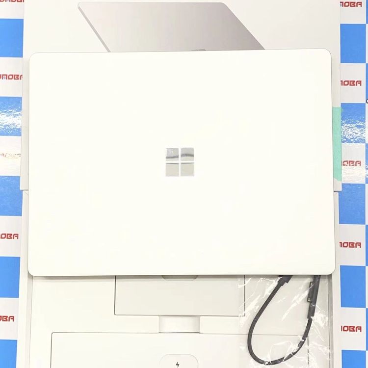 【中古】Surface Laptop Go 2 Core i5 8GB/128GB プラチナ 8QC-000
