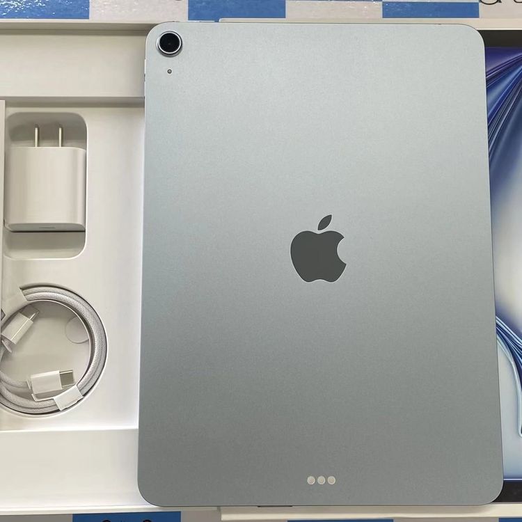 【新品・未当てはめる】iPad Air 11in 第8時人 Wi-Fi真似形 512GB 青碧 MH3C4J/A 開封