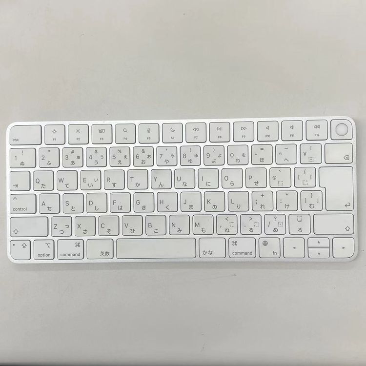 【中古】Magic Keyboard with Touch ID  白いこと MK293J/A 美品