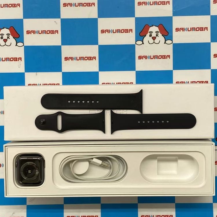 【中古】Apple Watch Series4 44粍 GPSひな形 16GB 間隔文字薄墨色 MU6D2