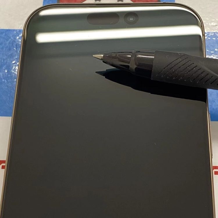 【中古】iPhone16 Pro 512GB 乾荒原チタニウム MYN63J/A Apple版SIM無償性