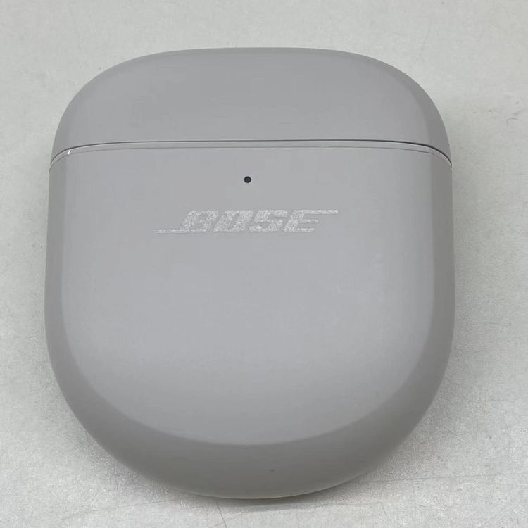 【中古】即日送りとどける可Bose QuietComfort Earbuds II ホワイトスモーク 441408