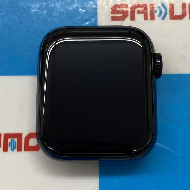 【中古】Apple Watch SE 第2世代 40mm GPSモデル - ミッドナイト MNJT3J/A