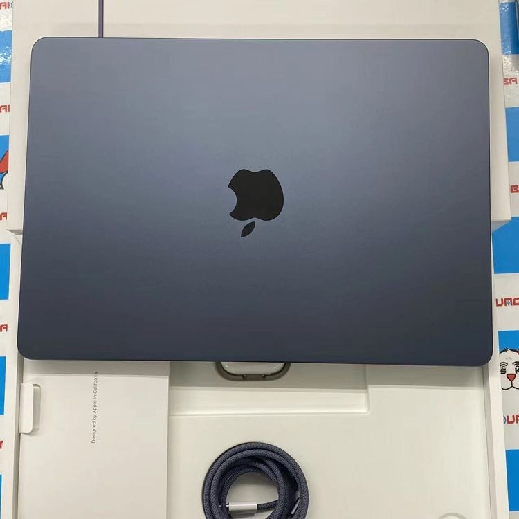 【中古】MacBook Air Early2026 13インチ Apple M5 16GB/512GB ミッ