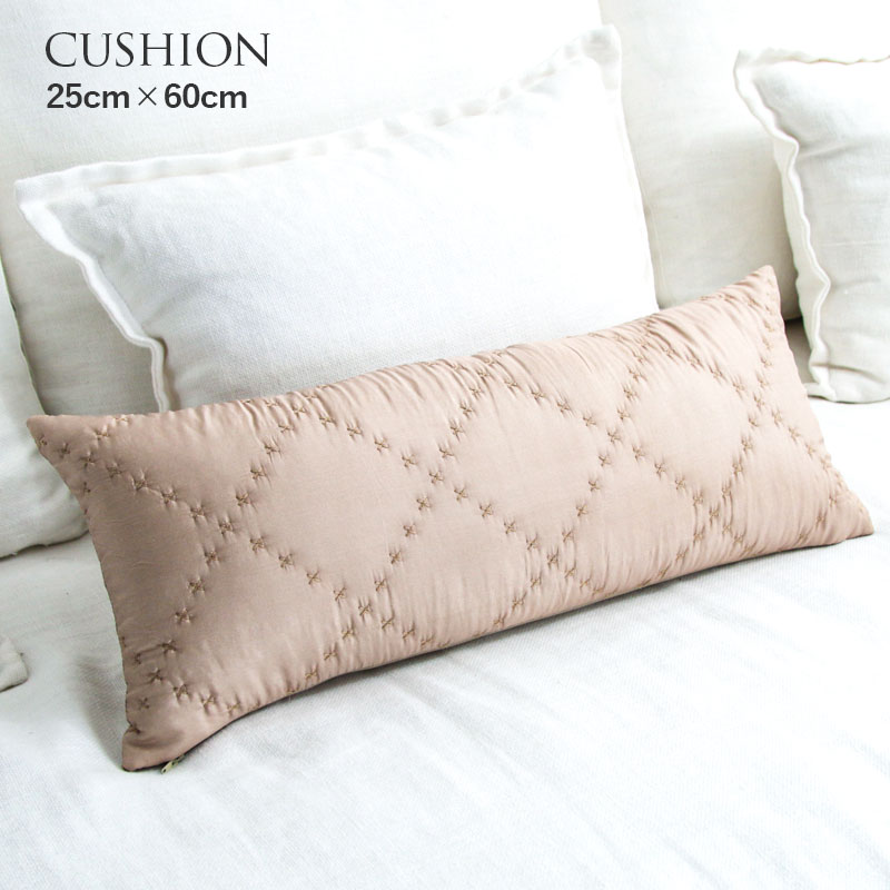 La deco ラ・デコ シルクベルベットスティッククッション 中材付き 25cmｘ60cm BEIGE 4,400円