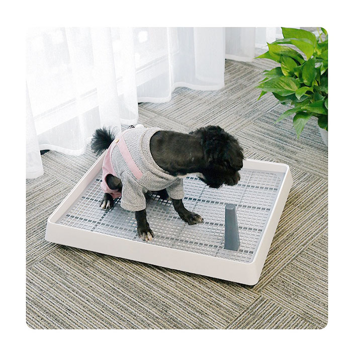 犬 トイレトレー 犬用トイレ トイレ メッシュ付き マーキングポール付き お掃除楽 トレーニング しつけ用 足上げ