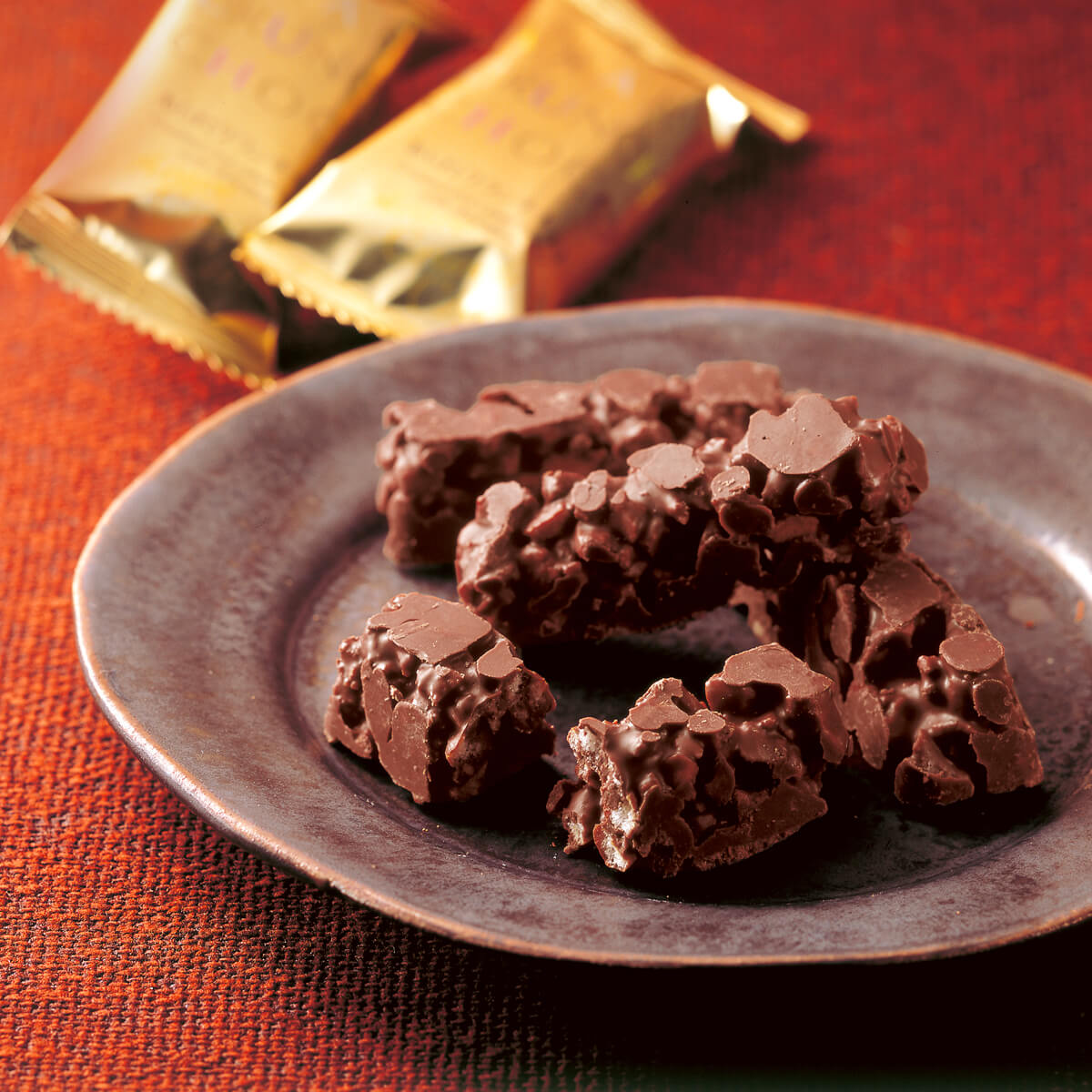 もち吉　あられクランチチョコ　12袋　久助 もち吉 あられクランチチョコ 12袋 久助