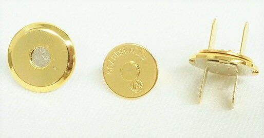 （大口販売）海外製薄型マグネットホック 18ｍｍ ゴールド 100組入【マグネットボタン　バッグ　かばん　手芸　鞄　持ち手　革　修理　加工用】
