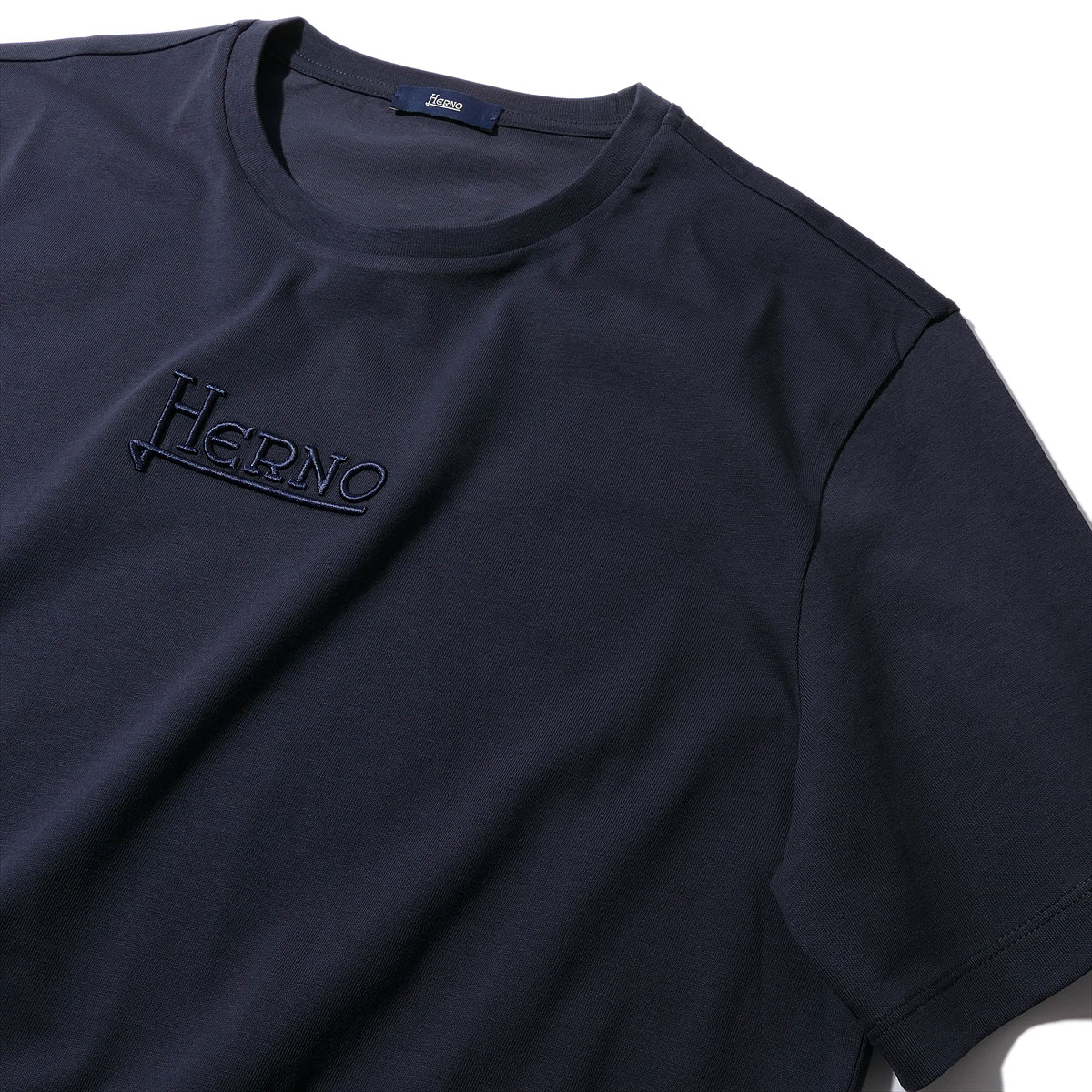 [20%OFF]地獄ノ パウダーコンパクトティーシャツティーシャツ JG000239U 9200米国海軍 HERNO メンズ ブランド名 差し上げ物 2026SS 2026年春夏[060310] 父の日