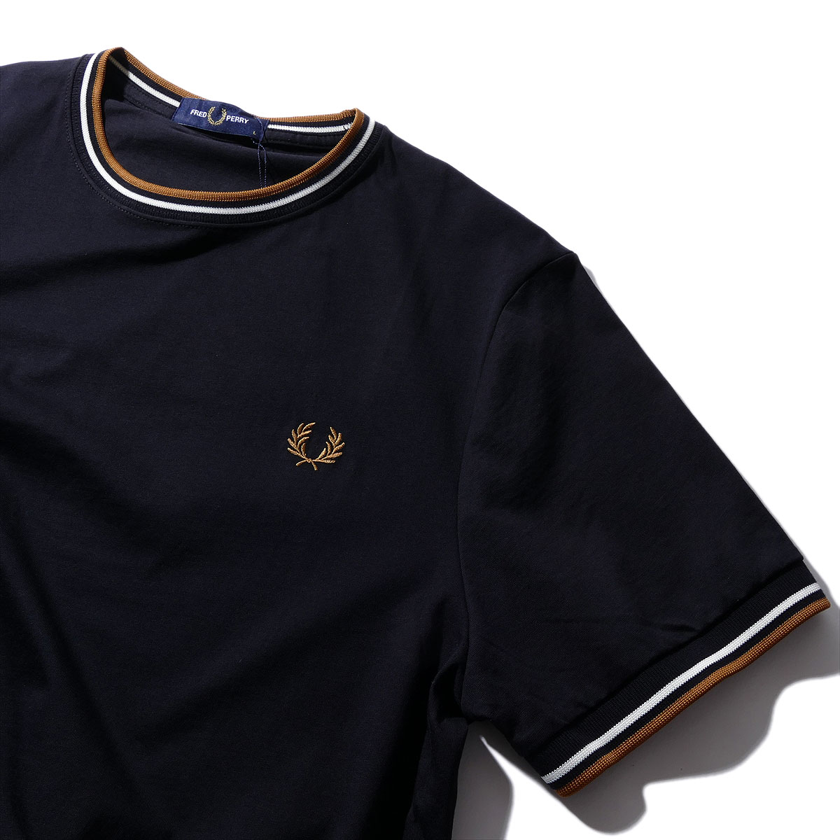 フレッドペリー ツインティップ Tシャツ M1588V P69 BLACK FRED PERRY メンズ レディース ユニセックス 半袖 2026年春夏 2026SS