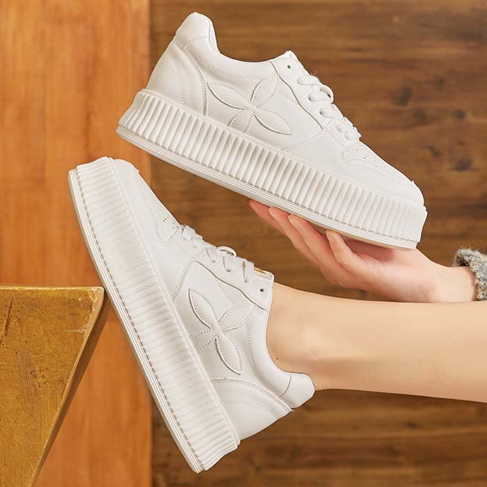【専用】極美品✨CAMPER   ライトニナ　フラットシューズ　ストラップ CAMPER（シューズ） CAMPER カンペール フラットシューズ Right