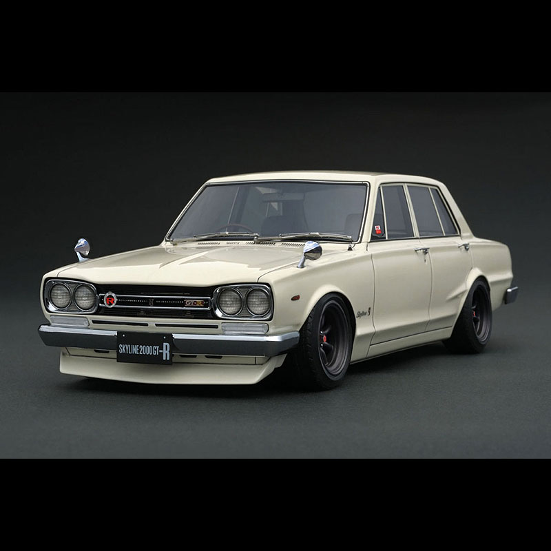 イグニッションモデルNissan Skyline 2000RS-Turbo IG0123 1/43 Nissan Skyline 2000 Turbo GT-ES (C211) Black