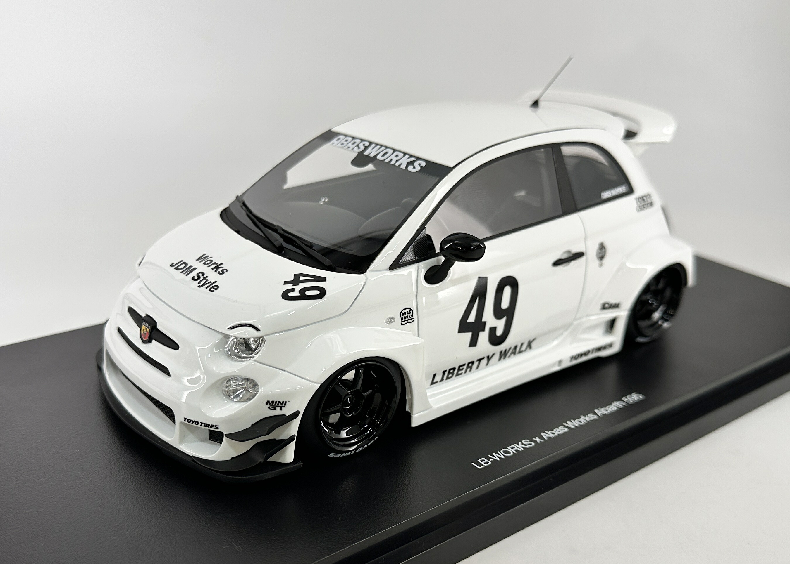 TS0606 1/18 アバルト 595 LB-WORKS x Abas Works  白いこと