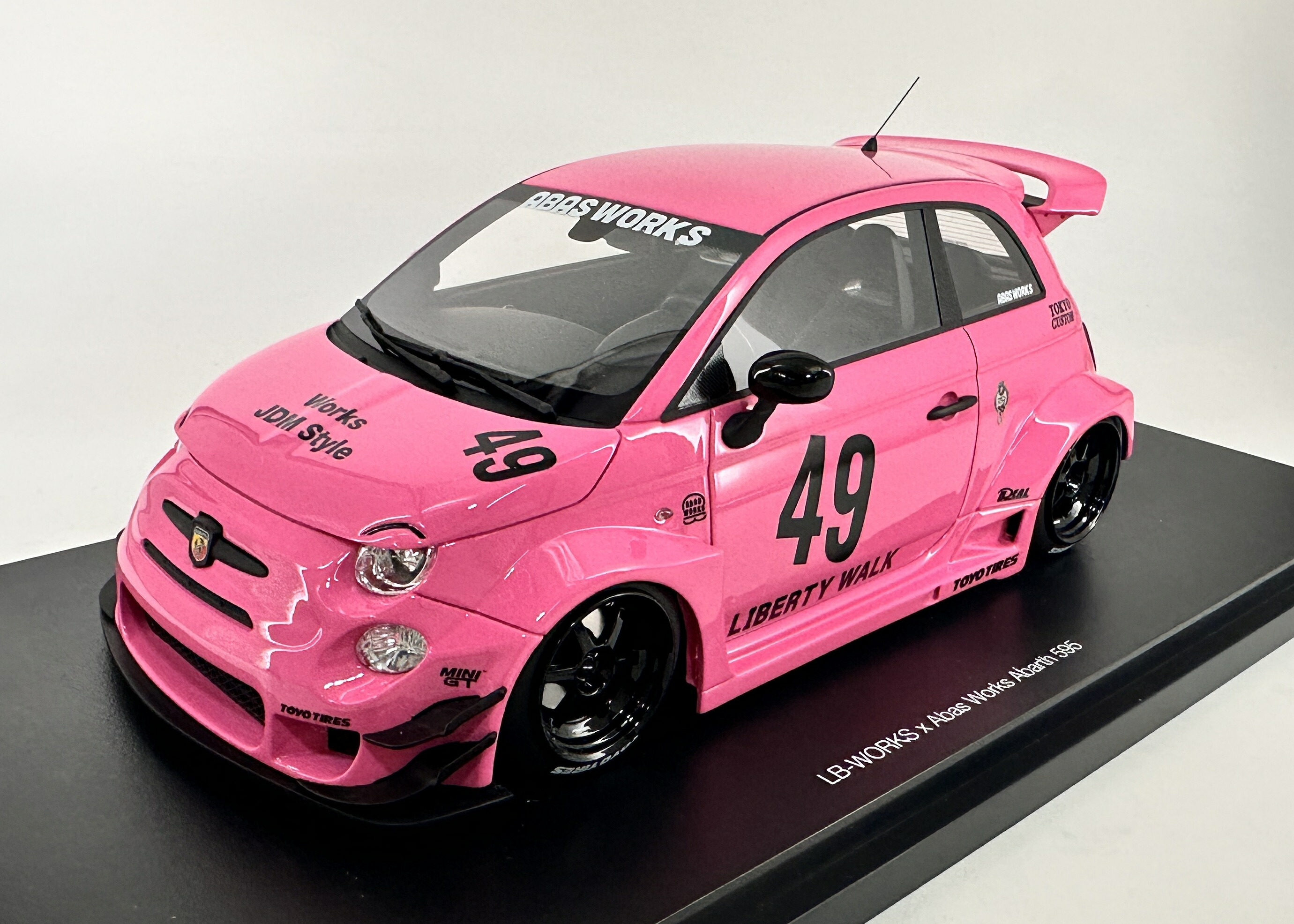 TS0607 1/18 アバルト 595 LB-WORKS x Abas Works サクラ色