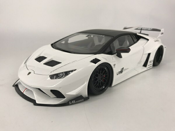 オートアート製 1/18リバティーウォーク LB‐シルエット ワークス ランボルギーニ ウラカン GT (ホワイト)オートアート製 79125 |ミニカーショップ Modellino