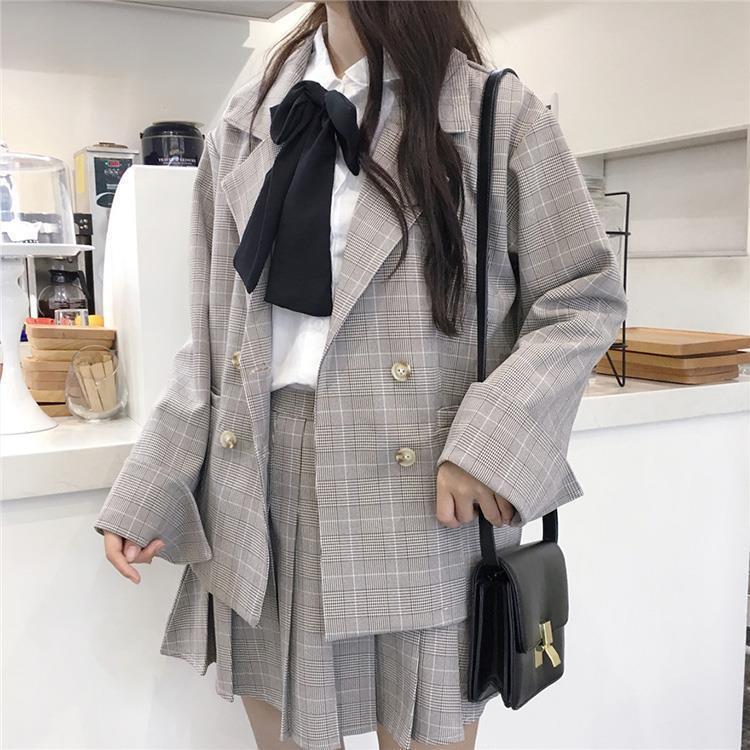 卒式 初等学校 うしろ帯 背広 卒服 袴 分科大学 白いこと 薄墨色 3点仕掛ける 筋目スコート 学校 ユニフォーム スコート 告げ知らせる会 読み合わせる柄 無地 成年者式 はいり込む式 高校生