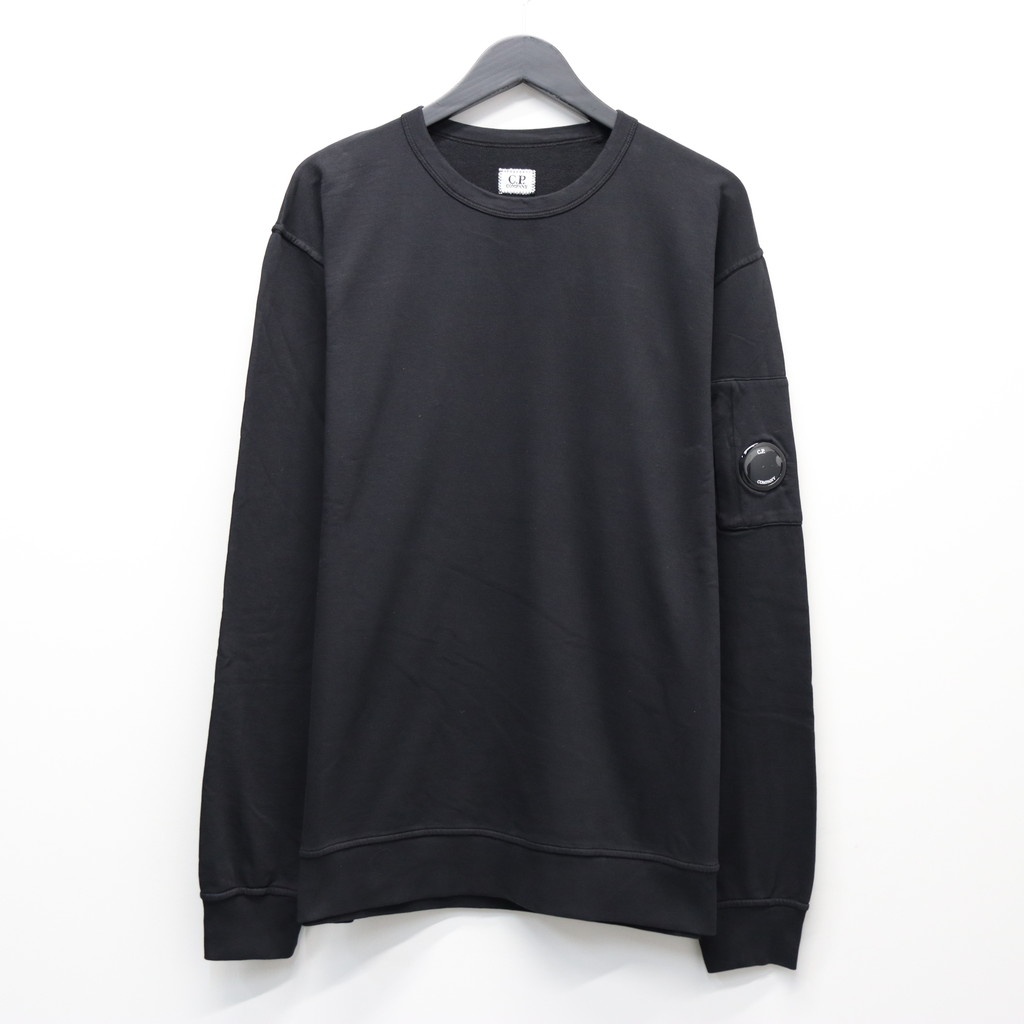 C.P. COMPANY｜LIGHT FLEECE CREWNECK SWEATSHIRT #BLACK 999 [RCCMSS711A-002246G]｜TAMAYA-GROUP店