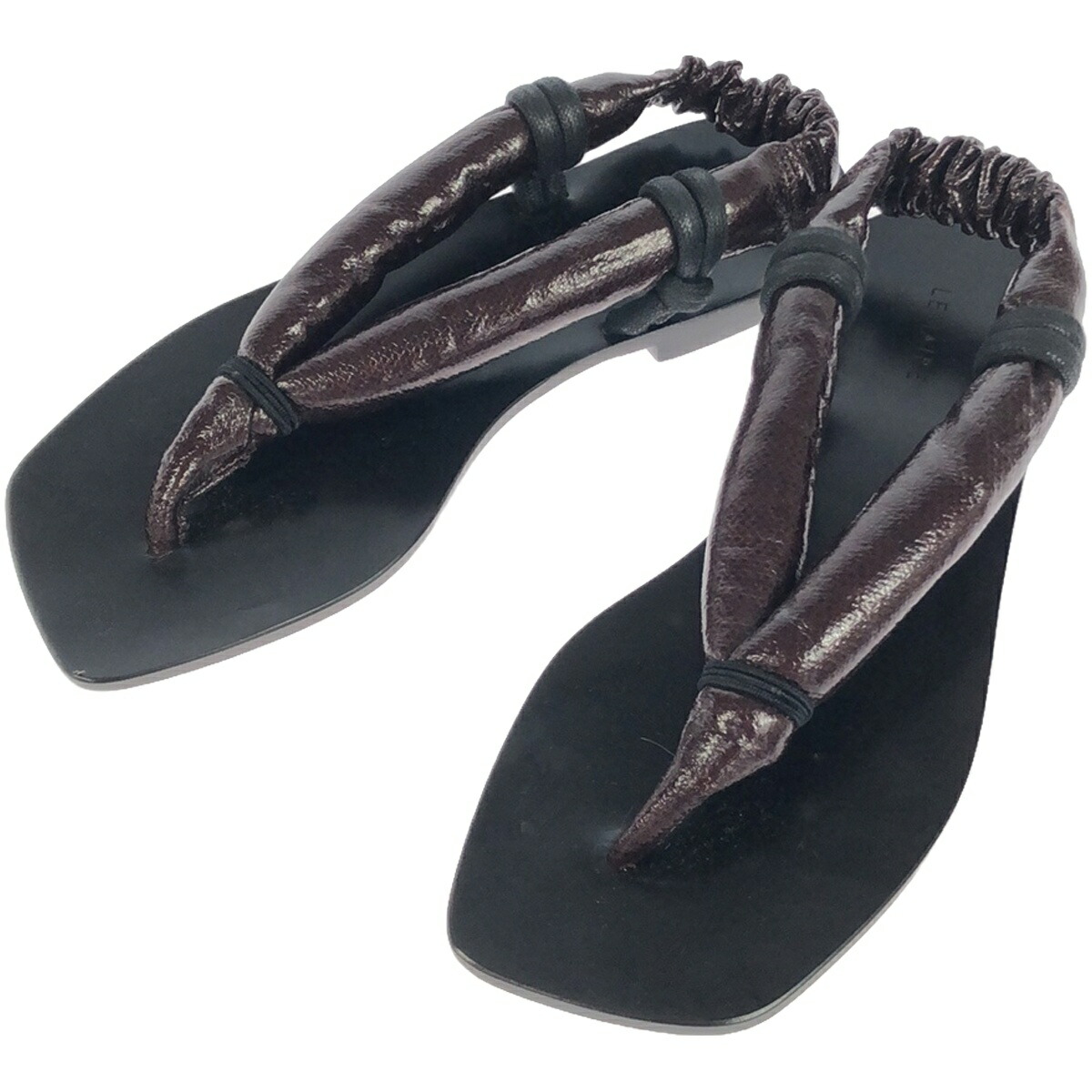 【新品未使用】LEMAIRE レザー　フラット　シューズ LEMAIRE @lemaire_official ・フラット パイプド スリッパー