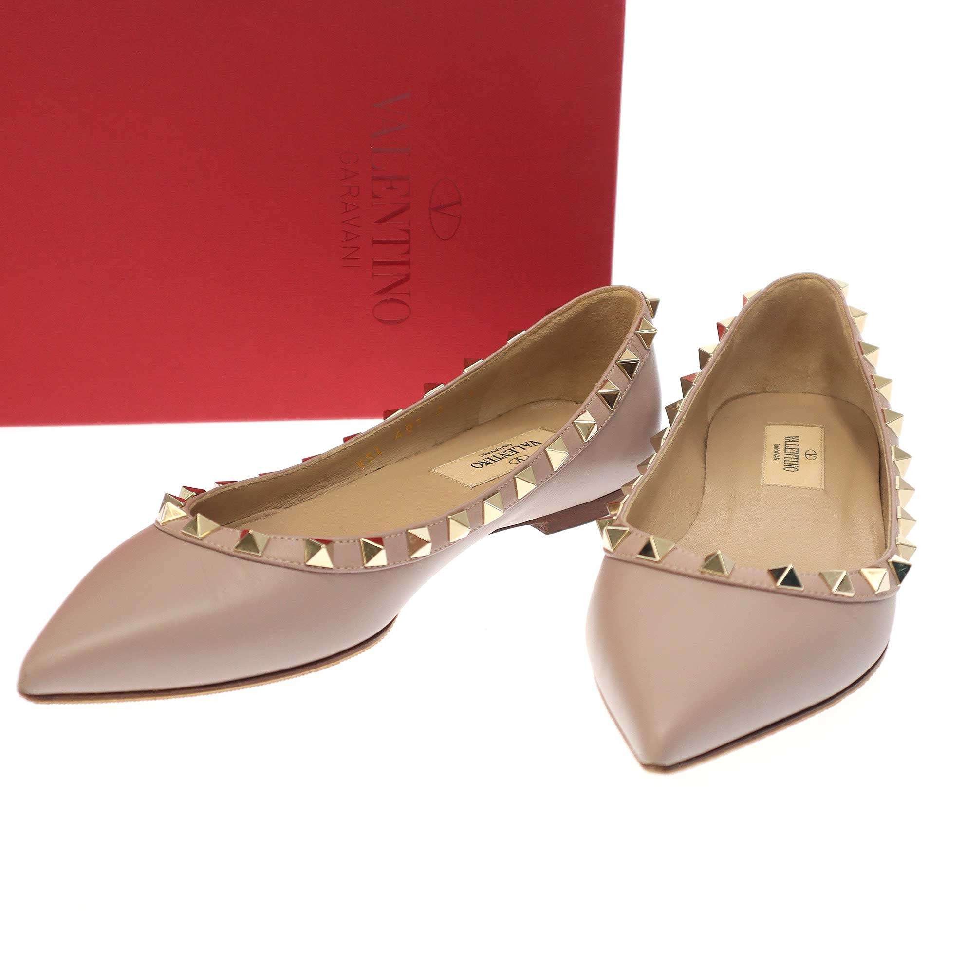 【必読】Valentinoバレンティノ　スタッズ付きフラットパンプス　メッシュ VALENTINO】ヴァレンティノロックスタッズフラットパンプス