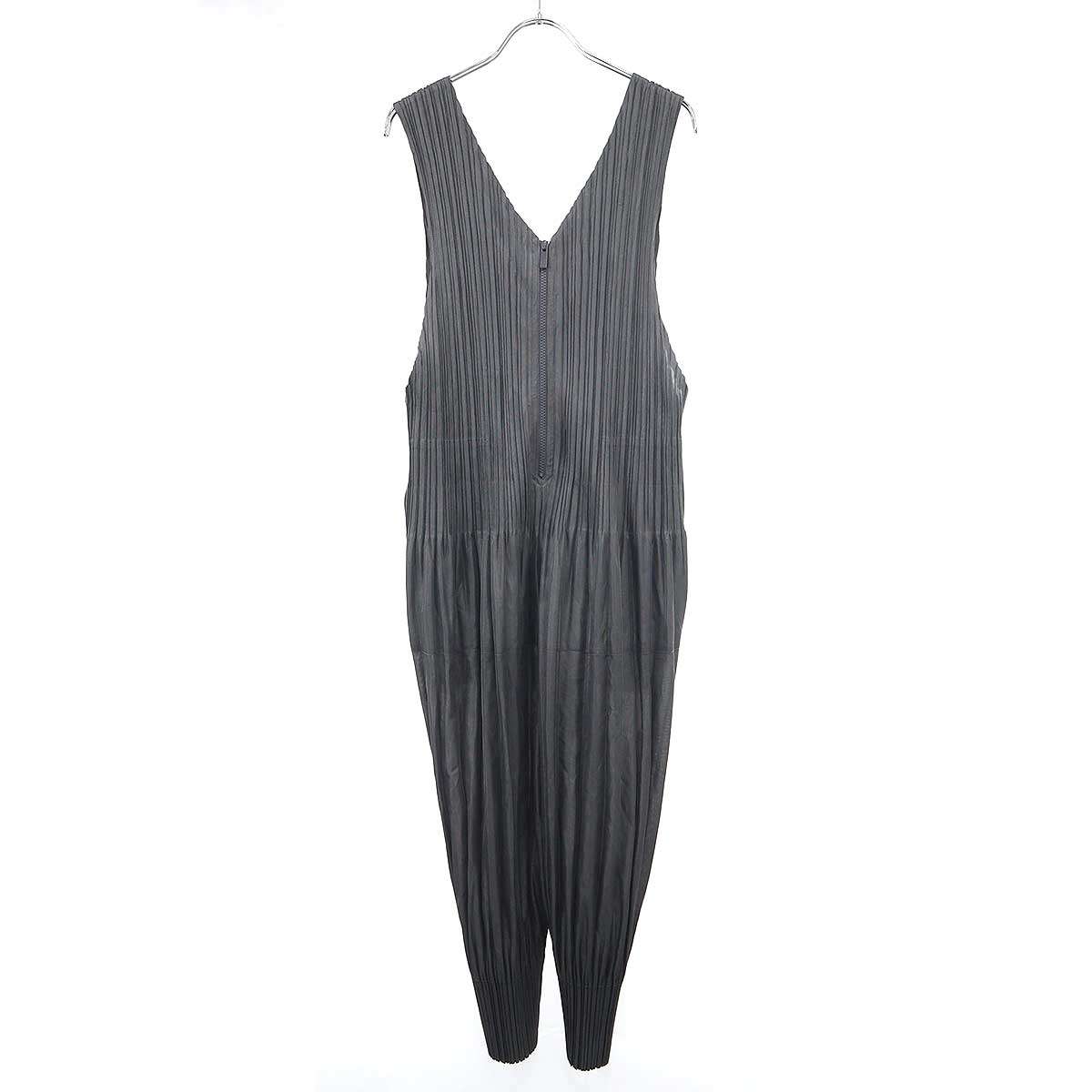 PLEATS PLEASE ISSEY MIYAKE 筋目プリーズ イッセイミヤケ 25AW FLUFFY BASICS JUMPSUIT プリーツジャンプスーツ PP55-JI404 薄墨色 2 【中古】 ITBFOSEIW9FO レディースファッション-その他