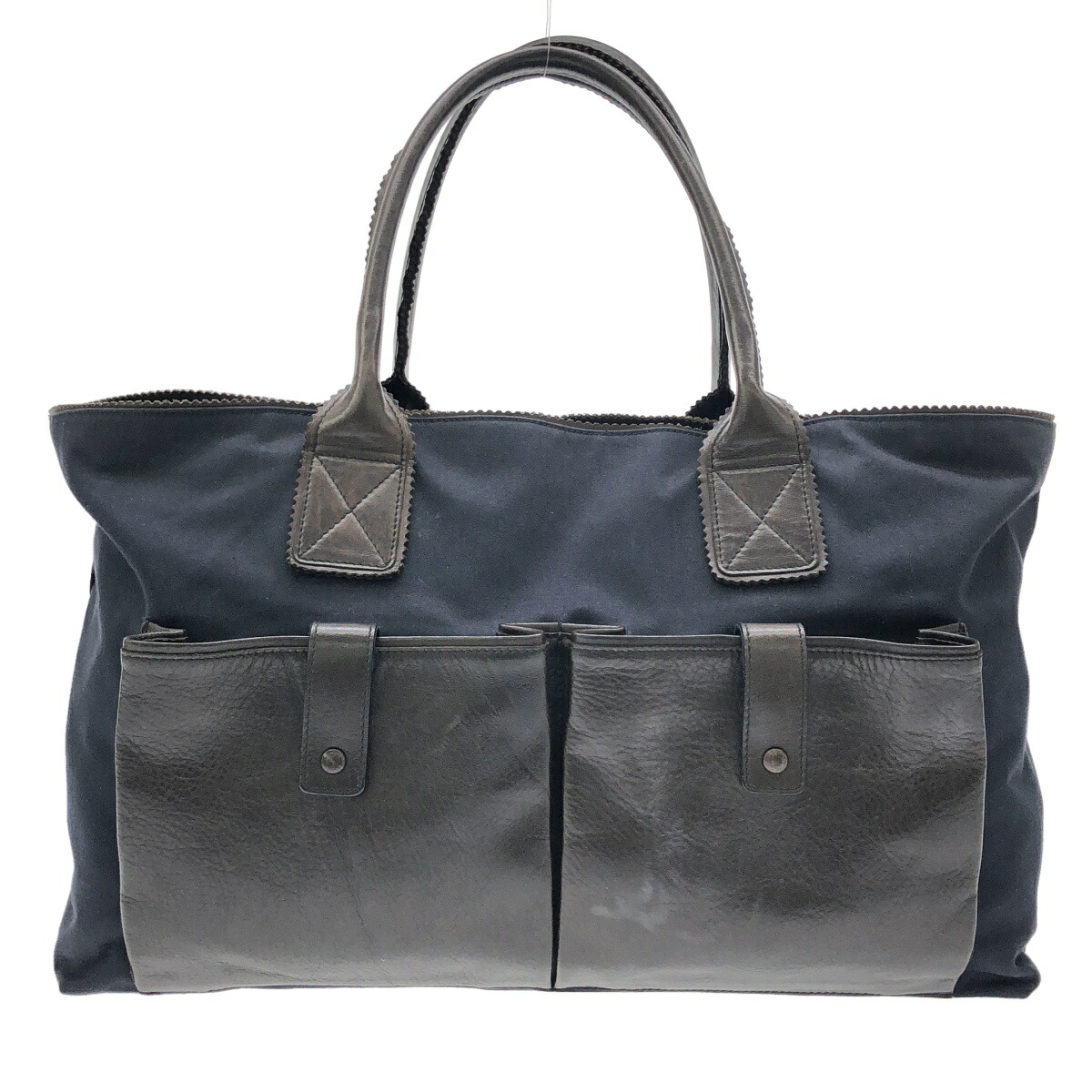 BOTTEGA VENETA ボッテガヴェネタ レザーコンビトートバッグ  米国海軍×黒いこと  【中古】 ITEEG2VWNFQM