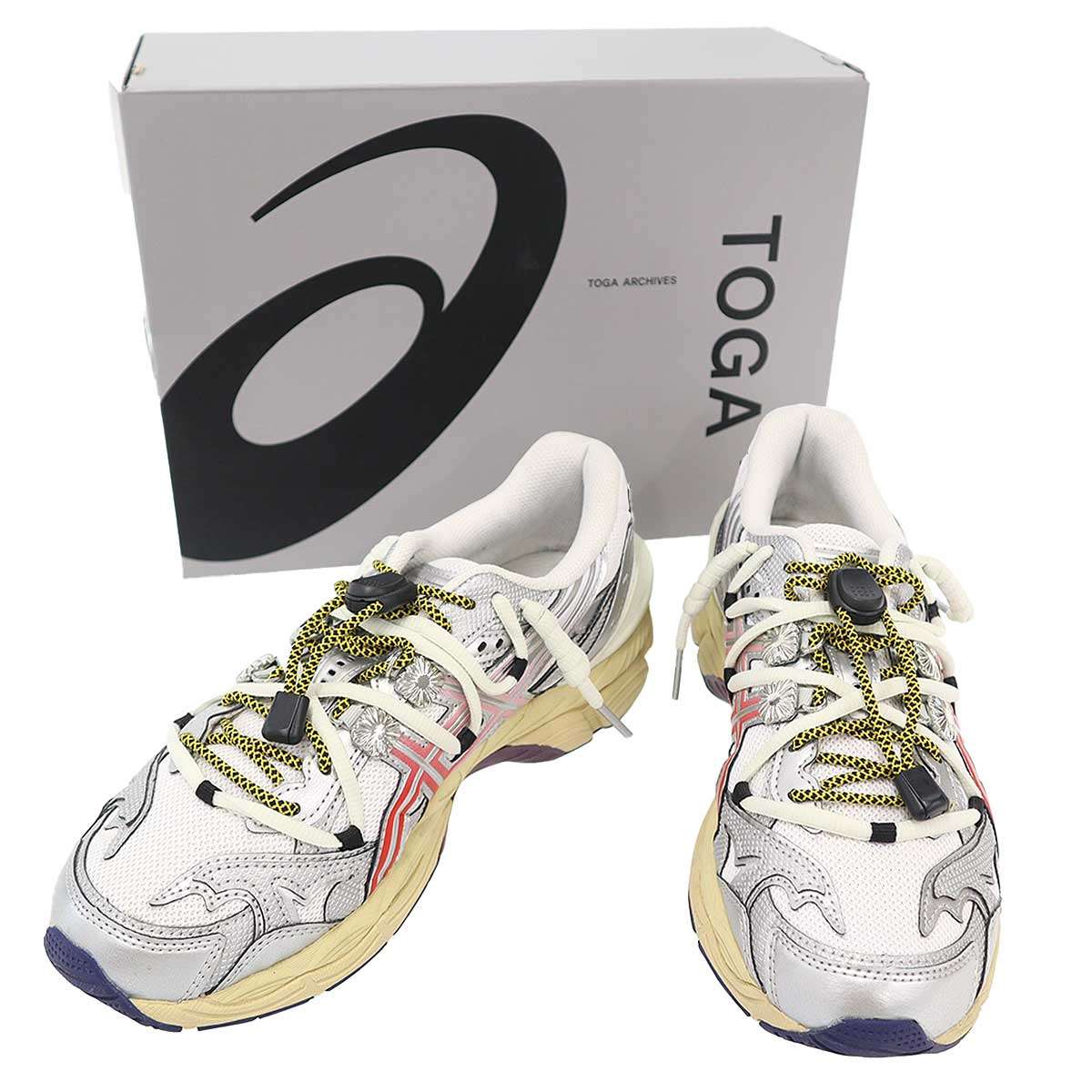 asics×TOGA ARCHIVES アシックス トーガアーカイブス GEL-CUMULUS 16 TG スニーカー 1203B115-100 しろがね色 薄墨色 26糎 【中古】 ITI2IDHUVJMO
