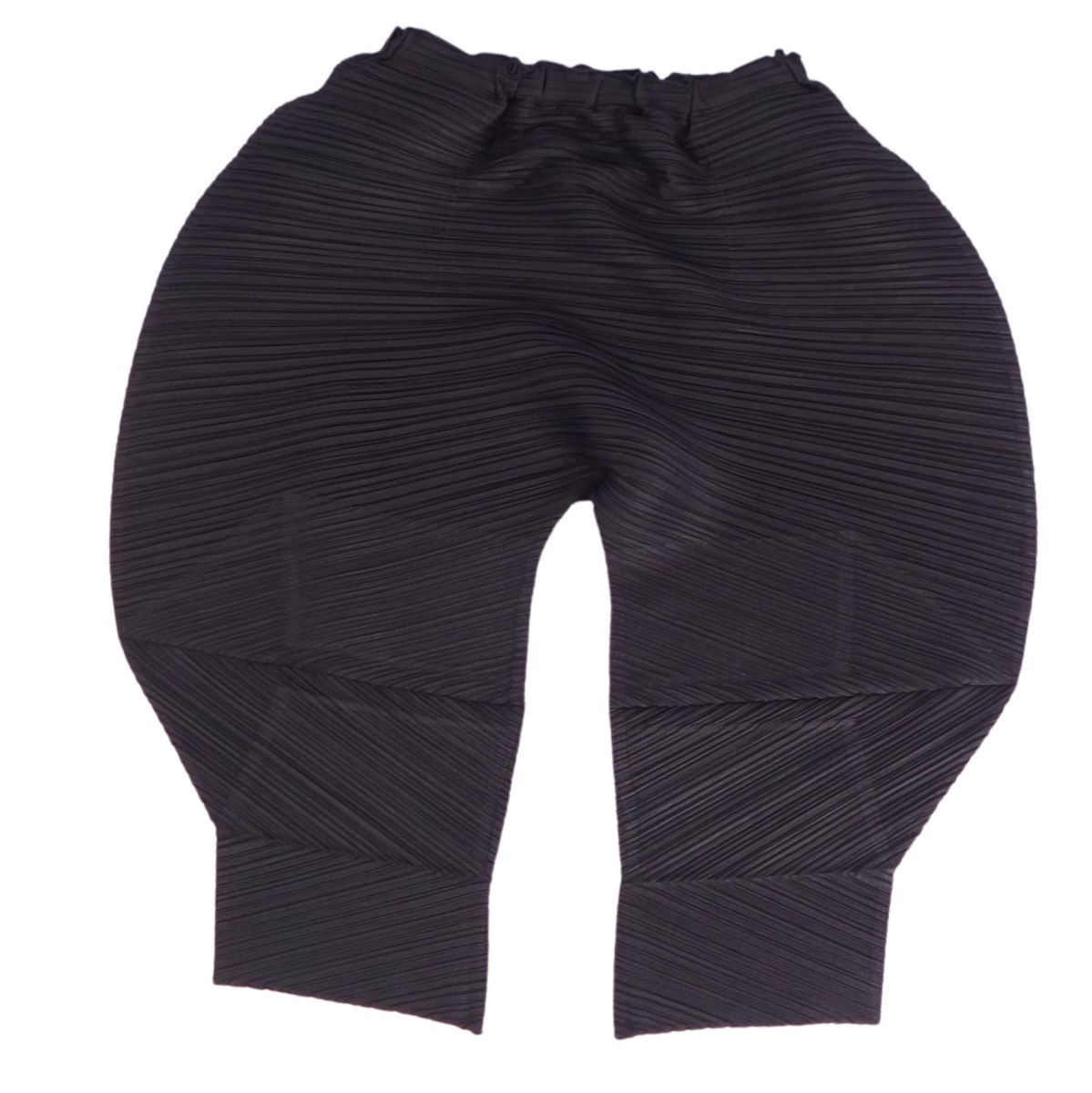 PLEATS PLEASE ISSEY MIYAKE ガウチョパンツ ラベンダー PLEATS PLEASE ISSEY MIYAKE ガウチョパンツ ラベンダー Pleats