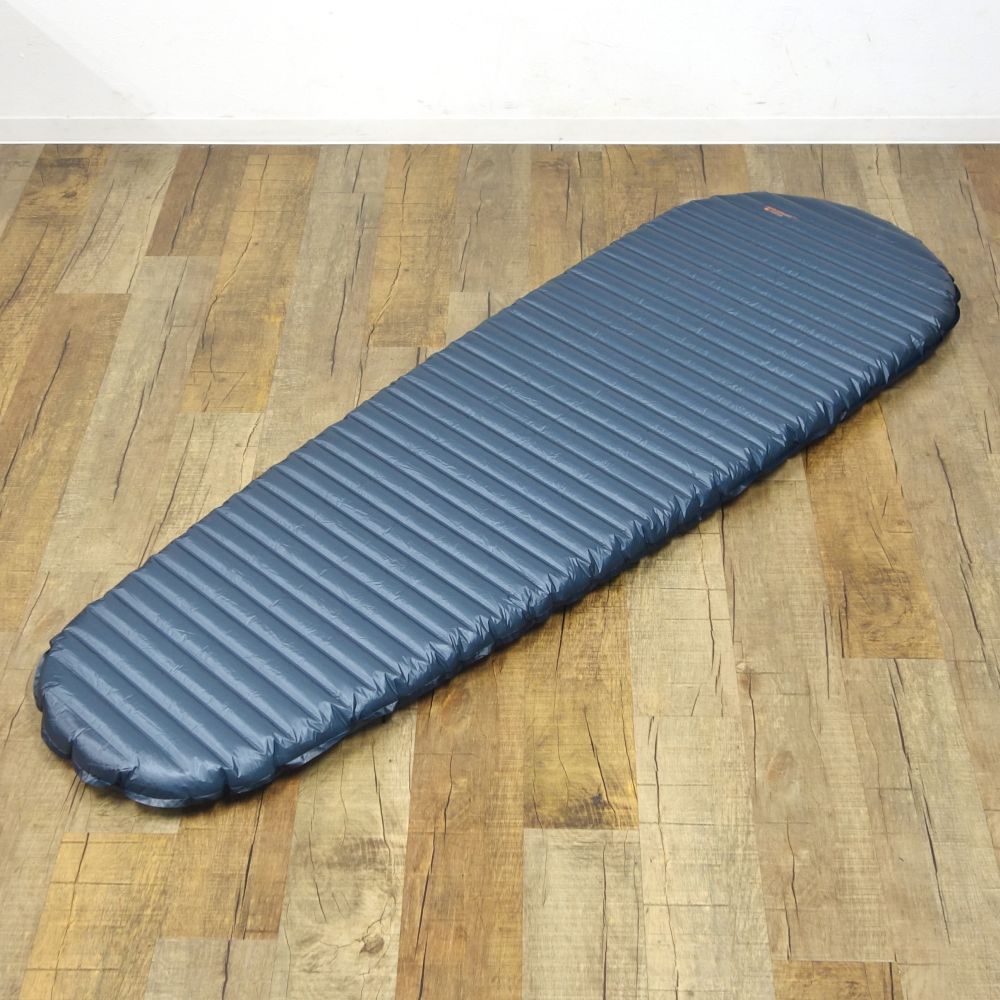 THERMAREST - 【中古・未使用品】サーマレスト スペースカウボーイ 7C レギュラー スカイブルー 11390 THERMAREST 寝袋 シュラフ 中古・未使用品】サーマレスト スペースカウボーイ 7C