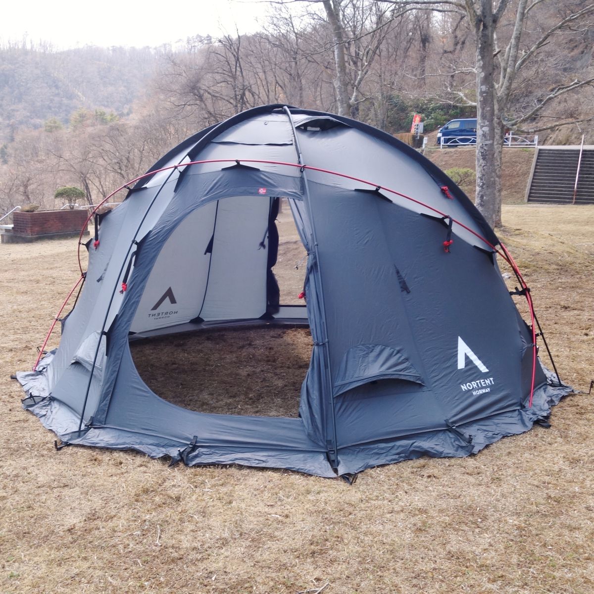 【美品】ノルテント NORTENT ギャム6 アークティック Gamme6 ARCTIC 学生寄宿舎型 幕屋 4季節 6人用 煙り出し穴 難民キャンプ アウトドア【中古】