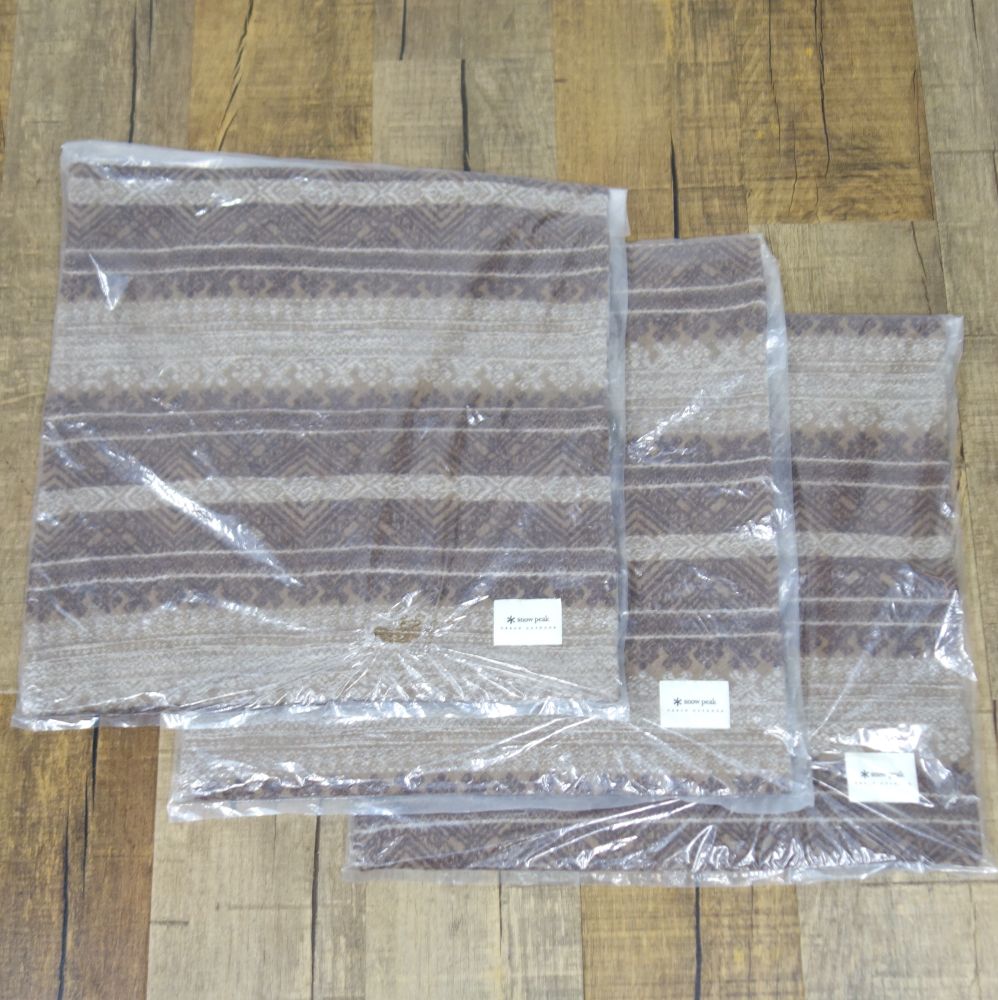 【新古品】スノーピーク snowpeak Shetland Cotton JQ Tweed Cushion Cover Brown UO-AC-20AU003BR クッションカバー 3点セット【中古】