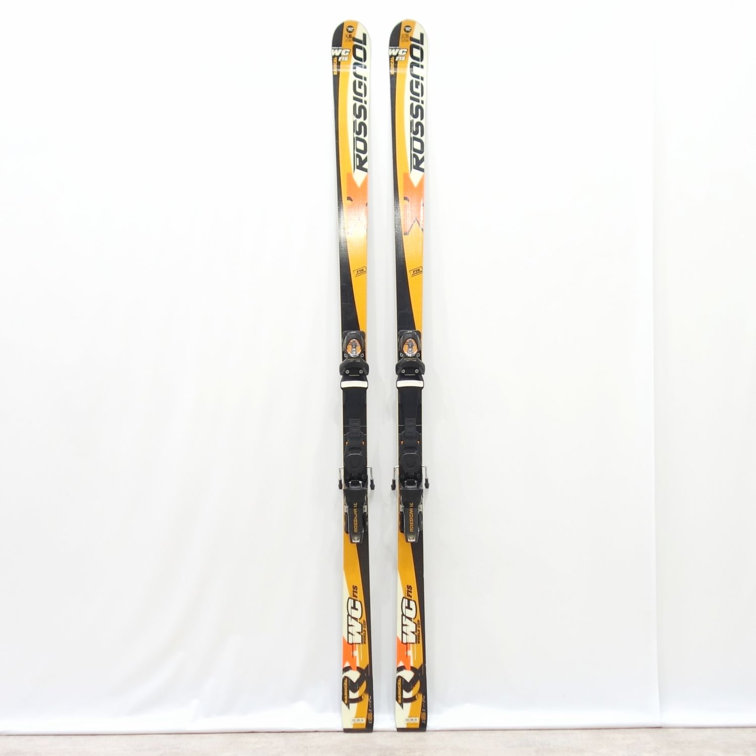 ロシニョール ROSSIGNOL RADICAL 室内用便器 FIS 186珊 ビンディング 室内用便器18 スキーの板 アウトドア【中古】