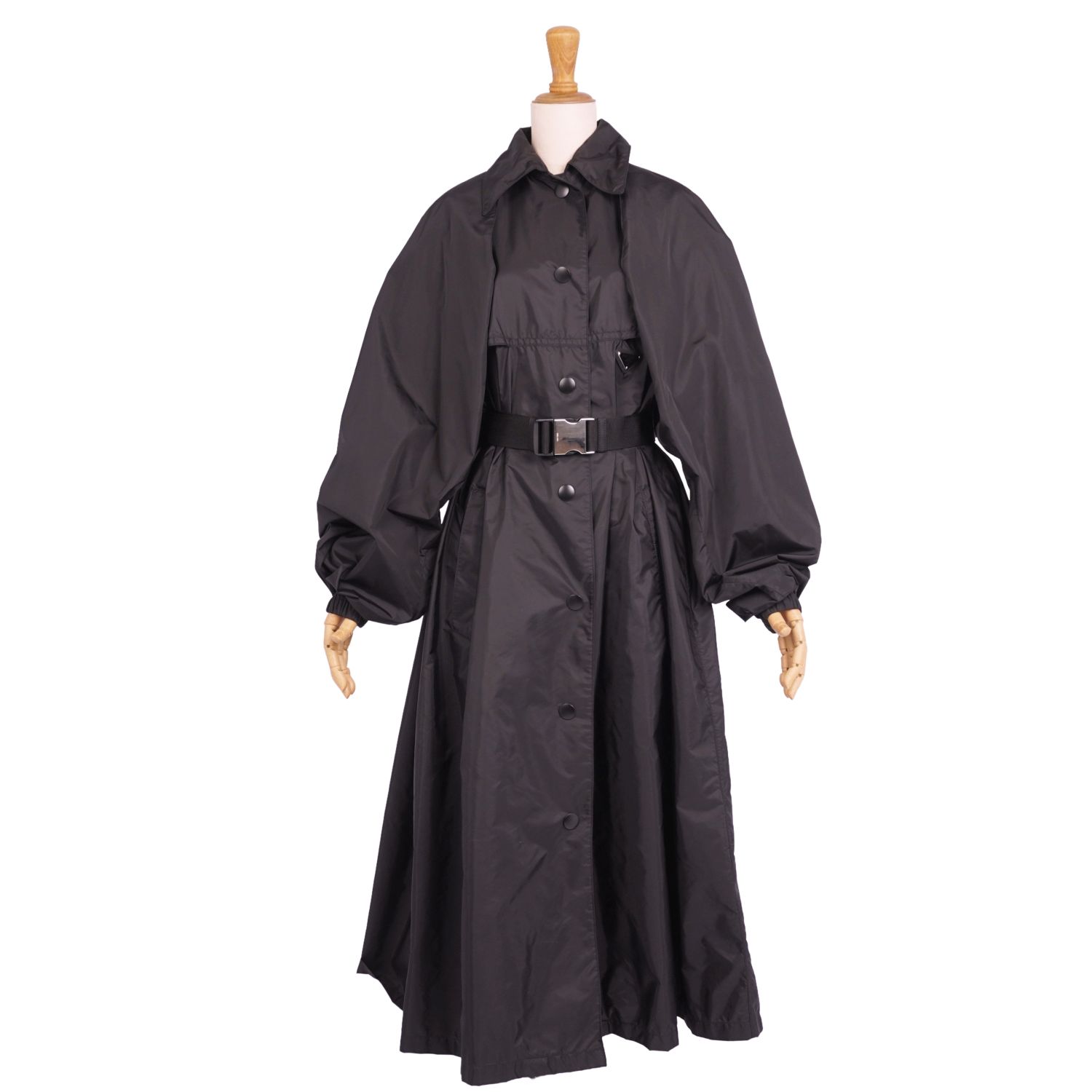 【極美品】プラダ PRADA 2021年 コート 2way ロングコート Re-Nylon リナイロン トライアングル 三角ロゴ アウター レディース 36(S相当) ブラック【中古】